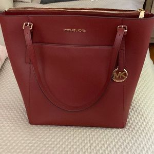 Michael Kors Tall Tote